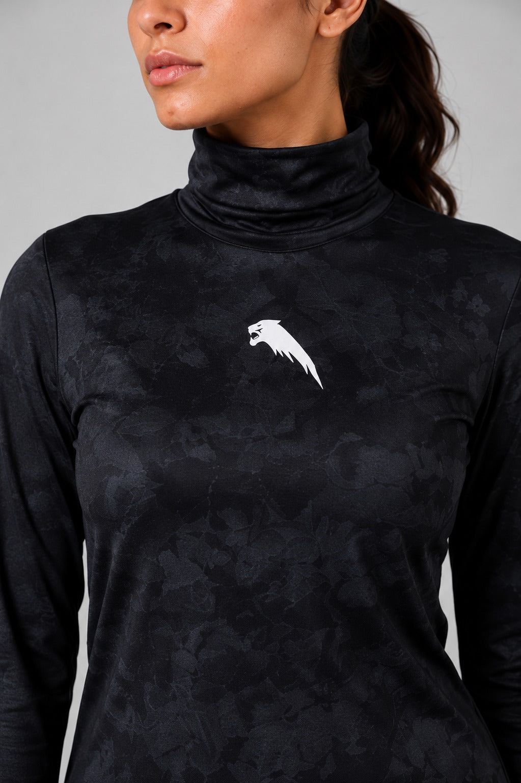 JAGLION WOMEN™ PERFORMANCE ROUND NECK LONG SLEEVE